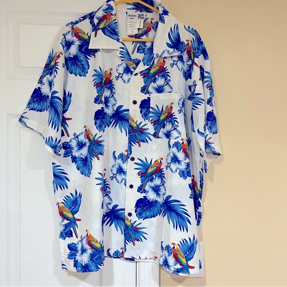 Makani Hawaii Shirt Mens Parrots Large Blue Tribal Microfiber Hawaiian Beach